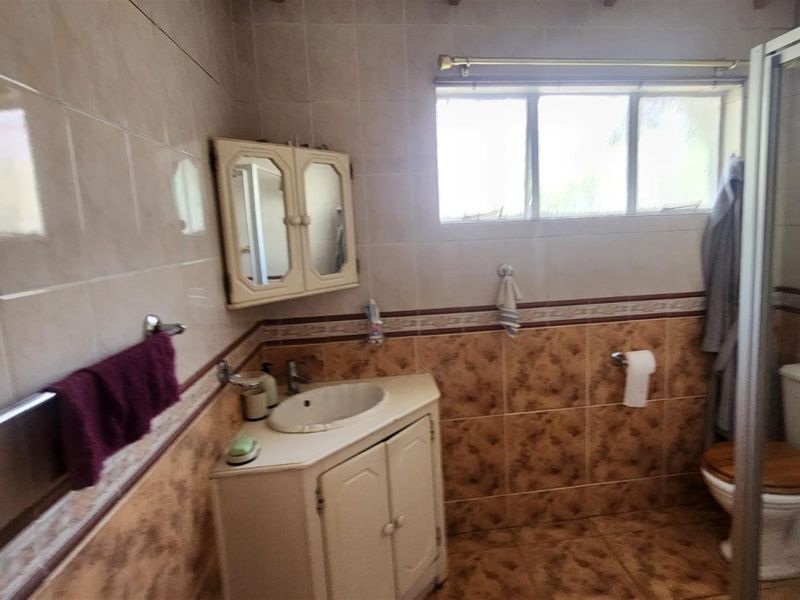 House For Sale in Brenthurst, Brakpan - Photo 6