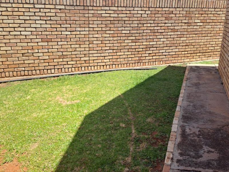 Roylize garens - Photo 9