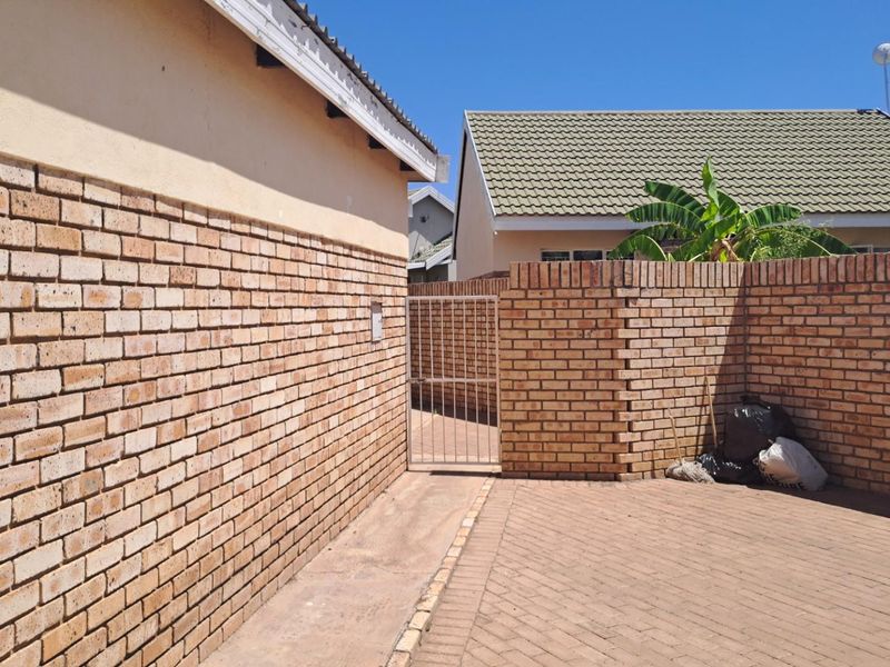 Roylize garens - Photo 5