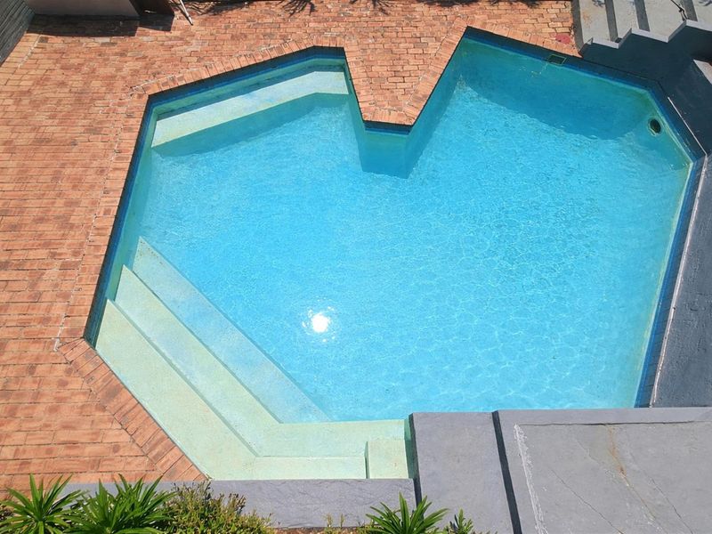 Income Earning Potential Home For Sale in Glen Hills, Durban North, KwaZulu Natal - Photo 2