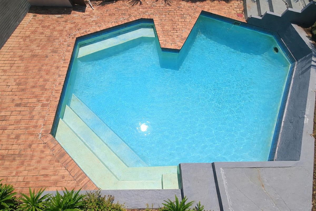 Income Earning Potential Home For Sale in Glen Hills, Durban North, KwaZulu Natal - Photo 2