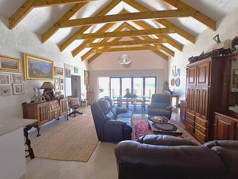 Expansive Permanent Sea Views - A steal at the price! - Photo 7