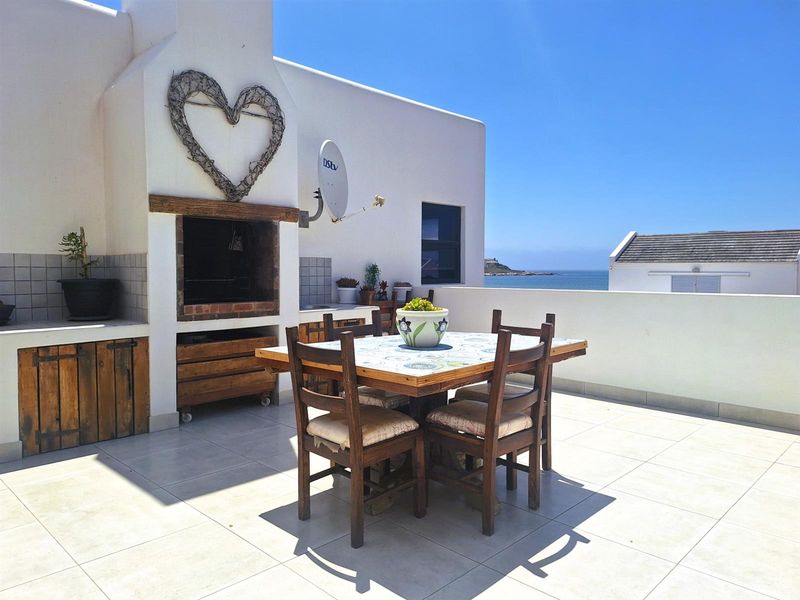 Expansive Permanent Sea Views - A steal at the price! - Photo 3