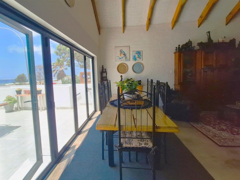 Expansive Permanent Sea Views - A steal at the price! - Photo 5