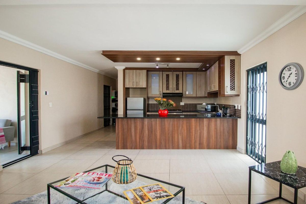 Modern Double-Storey Home with Patio and Built-in Braai - Yzerfontein - Photo 4