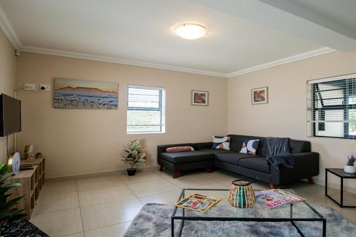 Modern Double-Storey Home with Patio and Built-in Braai - Yzerfontein - Photo 3