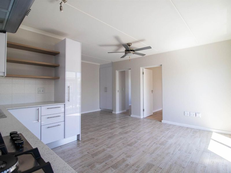 Modern 2-Bedroom Apartment to Rent - Fish Eagle, Table View - Photo 6