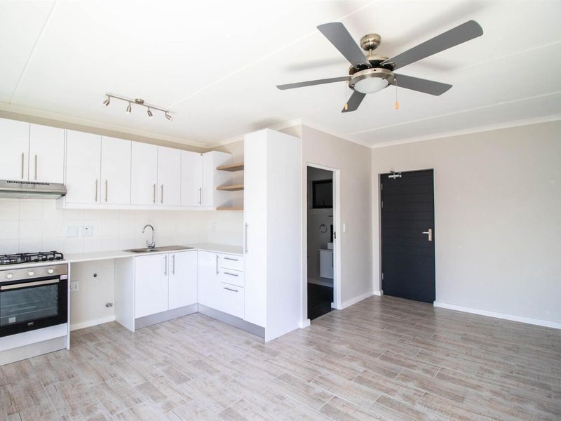 Modern 2-Bedroom Apartment to Rent - Fish Eagle, Table View - Photo 4