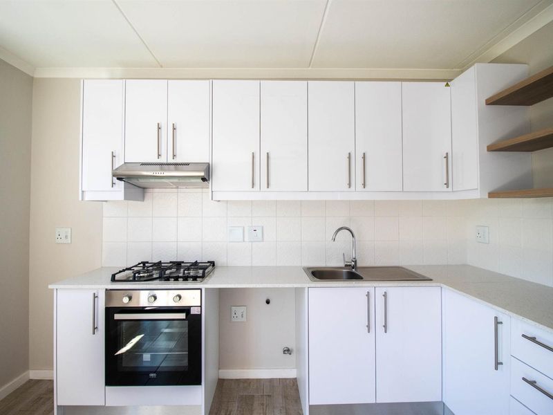 Modern 2-Bedroom Apartment to Rent - Fish Eagle, Table View - Photo 3