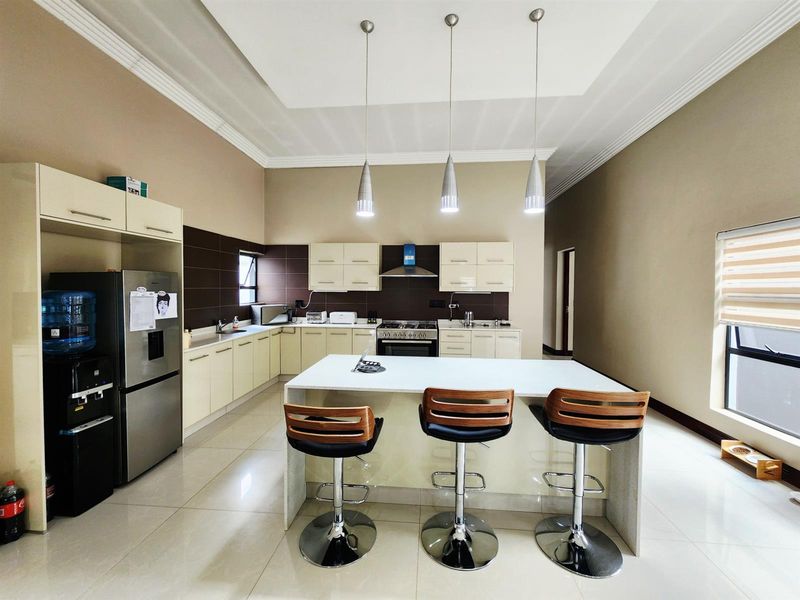 Modern 4 Bedroom 3 Bathroom House with Domestic Room for sale in Copperleaf Centurion - Photo 5