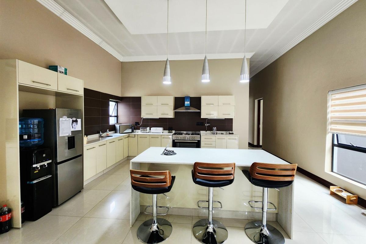 Modern 4 Bedroom 3 Bathroom House with Domestic Room for sale in Copperleaf Centurion - Photo 5