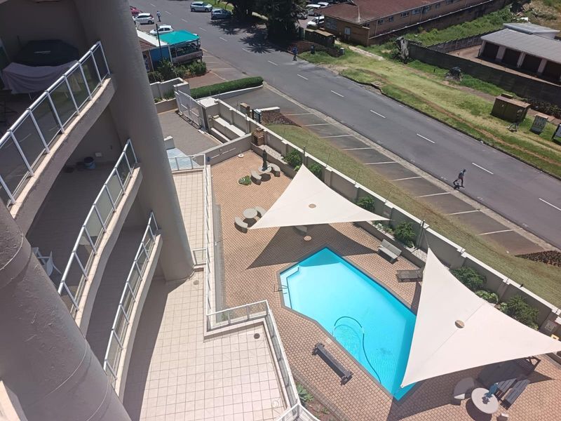 MAJESTIC 3 BEDROOM PENTHOUSE WITH BREATHTAKING SEA VIEWS - Photo 3