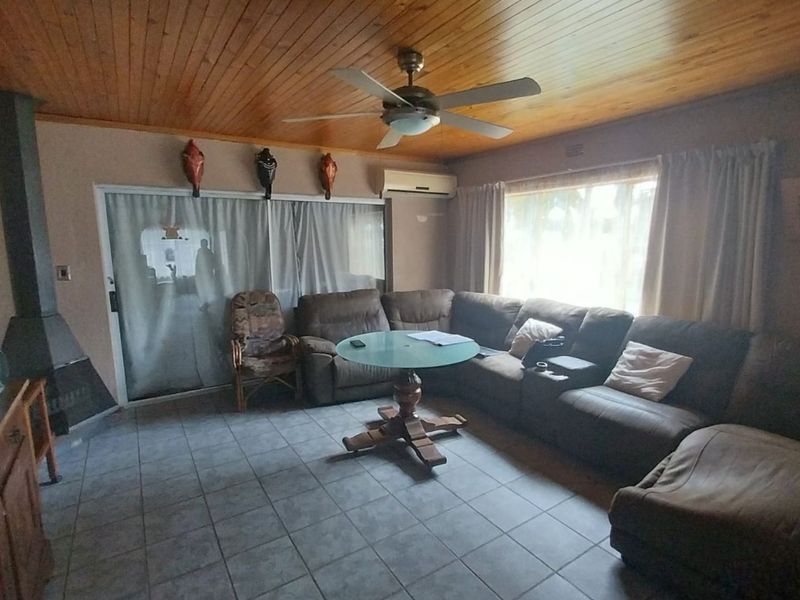 House For Sale in Pomona, Kempton Park - Photo 3