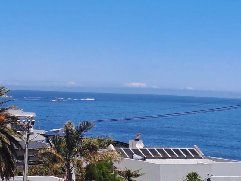 SPECTACULAR POSITION AND VIEWS BUILD YOUR DREAM HOME OR DEVELOP CAMPS BAY CAPE TOWN - Photo 10