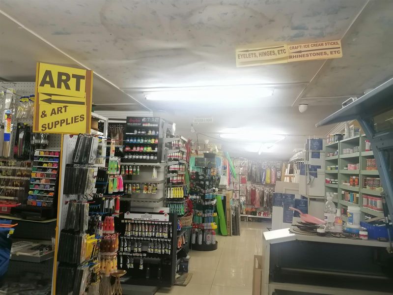 Manaba Business Hub. Unique Investment Opportunity - Craft Shop with Residential Unit - Photo 10