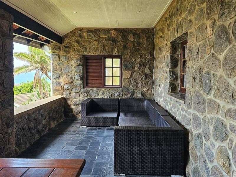 Enchanting, Stone House... Unique! - Photo 9