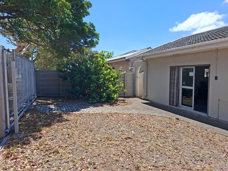 Professional Office Space to Let - Prime Shirley Street Location - Photo 4