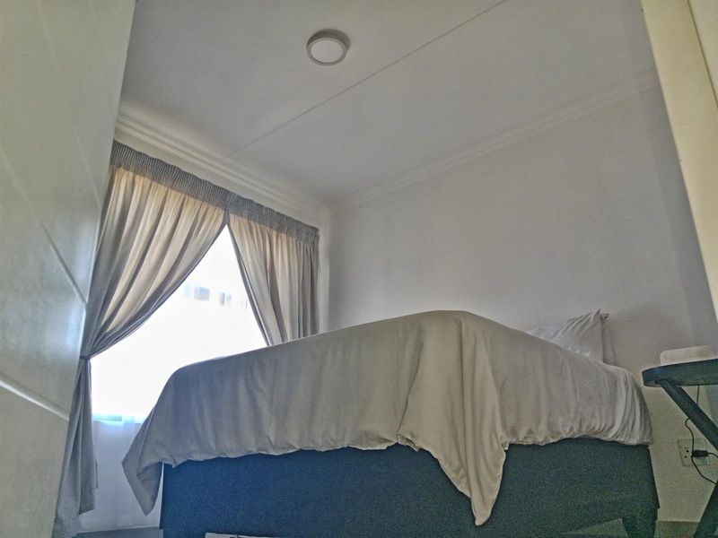 Luxurious 2 Bedroom Apartment To Rent in Theresa Park at Forest View security Estate, Pretoria North - Photo 4