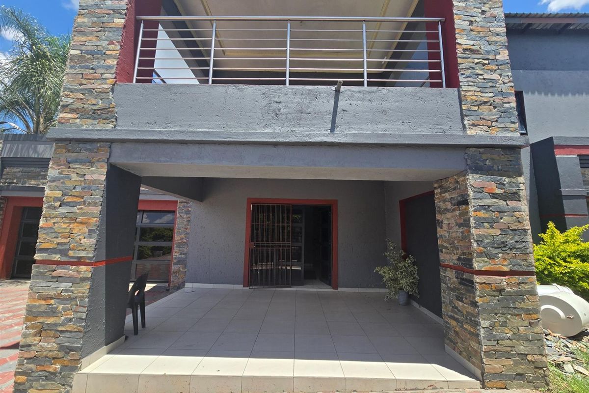 Guest House or Extended Family Home with Dual-Living Layout - Photo 3