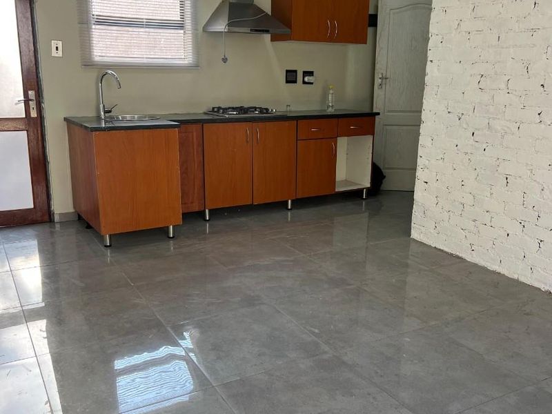 House For Sale in Lombardy East, Lombardy, Johannesburg - Photo 3