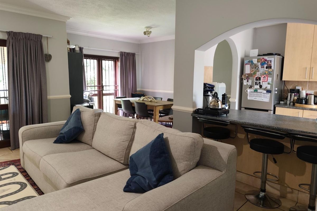 2 Bed 3 Baths Townhouse - Photo 5