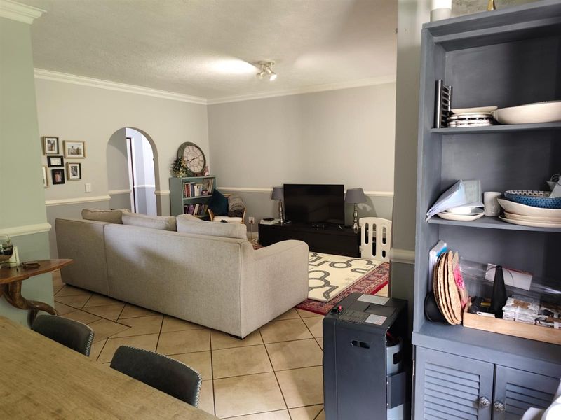 2 Bed 3 Baths Townhouse - Photo 3