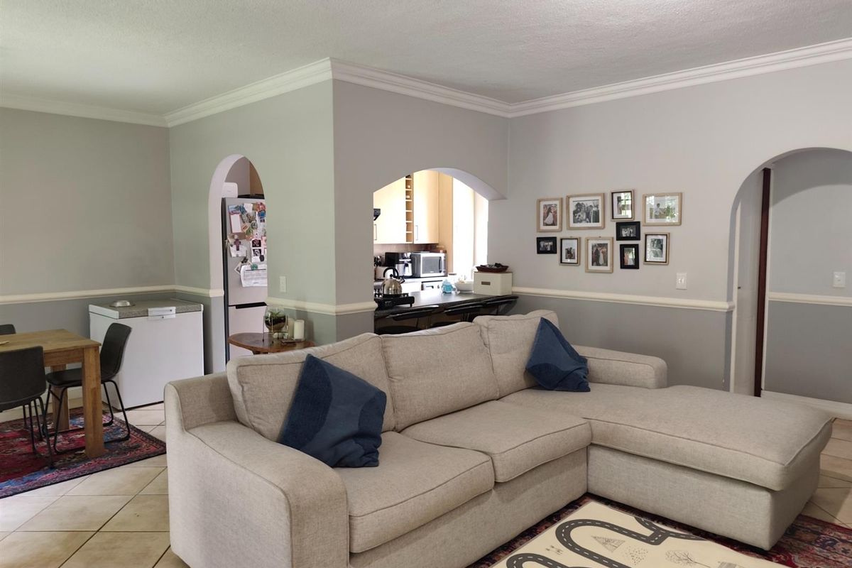 2 Bed 3 Baths Townhouse - Photo 2