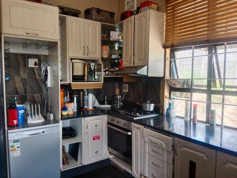 Investment House For Sale in Bellair, Durban, KwaZulu Natal - Photo 7