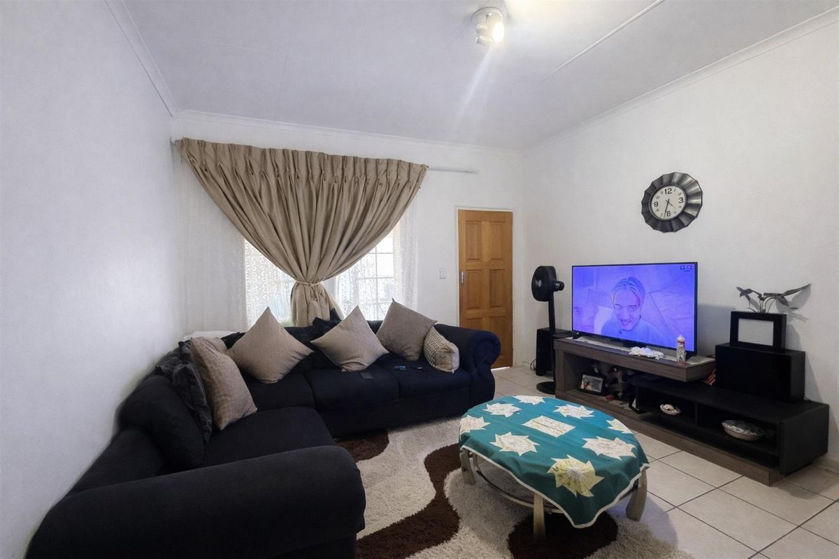 Modern 2-Bed, 2-Bath Apartment in Leopard Rock, Erand Gardens - Prime Midrand Location - Photo 3