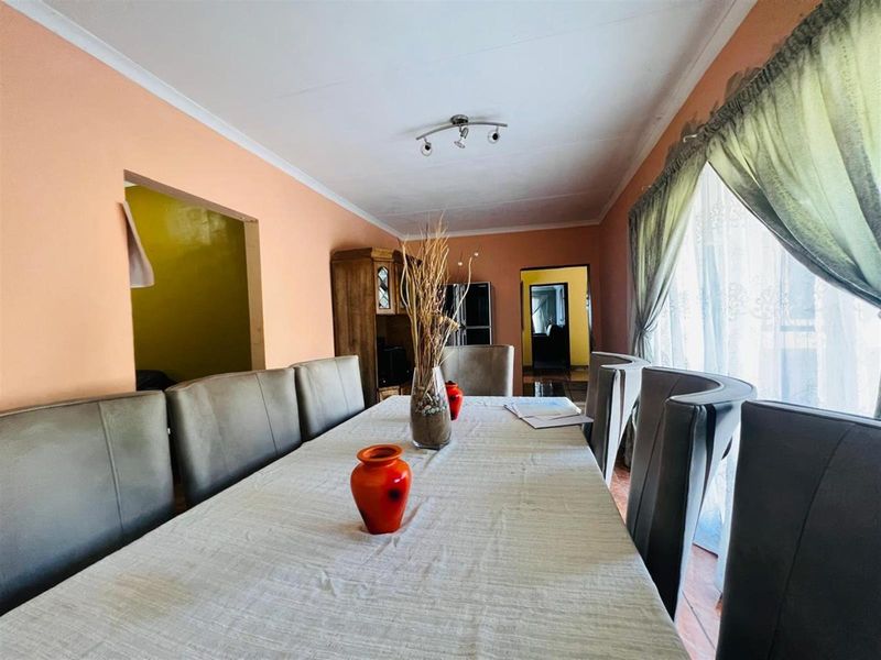 House For Sale in Vaalpark, Sasolburg - Photo 7