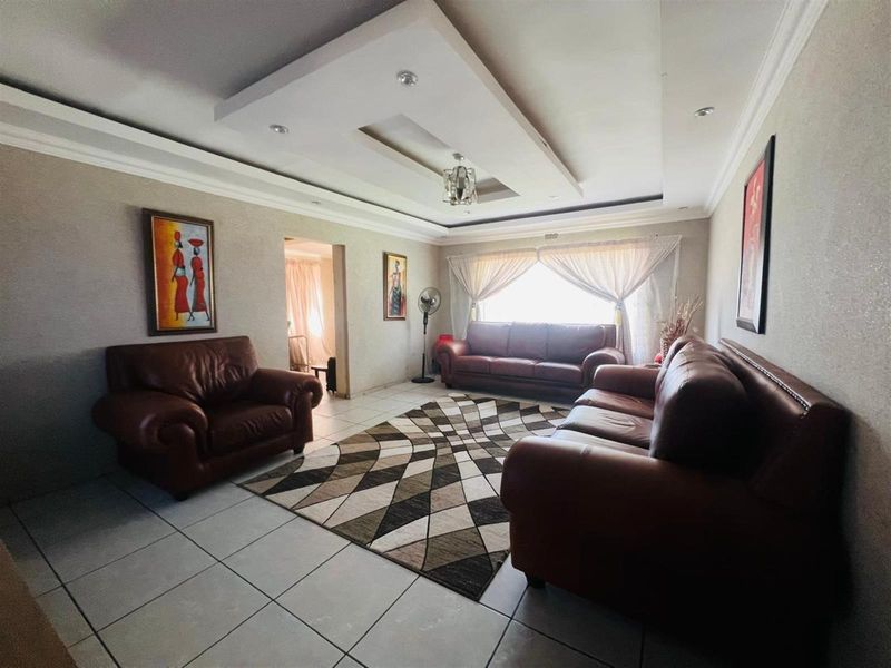 House For Sale in Vaalpark, Sasolburg - Photo 9