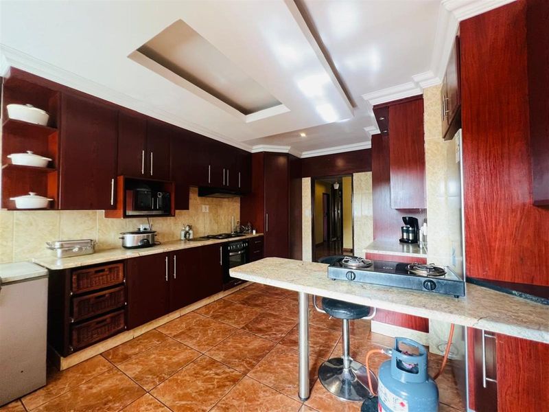 House For Sale in Vaalpark, Sasolburg - Photo 4