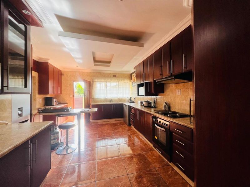 House For Sale in Vaalpark, Sasolburg - Photo 3