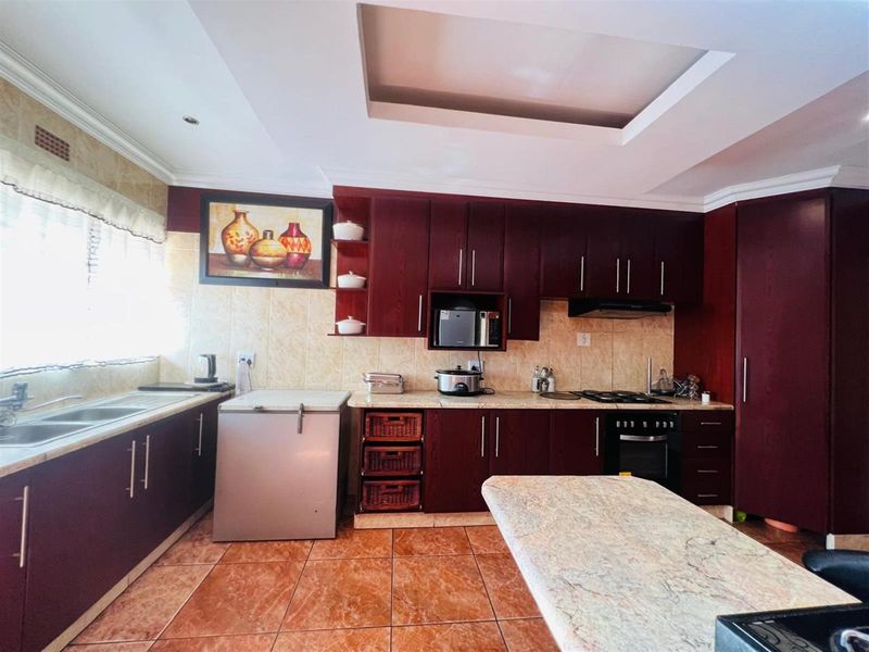 House For Sale in Vaalpark, Sasolburg - Photo 1