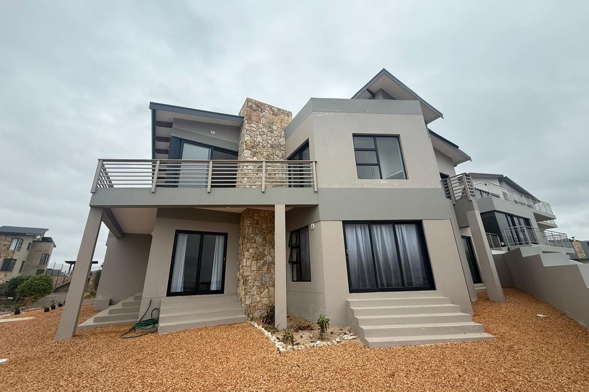 House For Sale in Stilbaai Oos, Stilbaai - Photo 5
