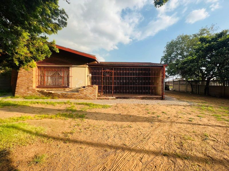 House For Sale in Vanderbijlpark CW 5, Vanderbijlpark CW, Vanderbijlpark - Photo 6