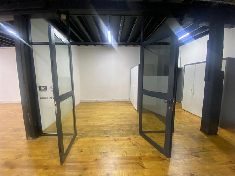 Retail Space To Rent in Cape Town City Centre, Cape Town - Photo 4