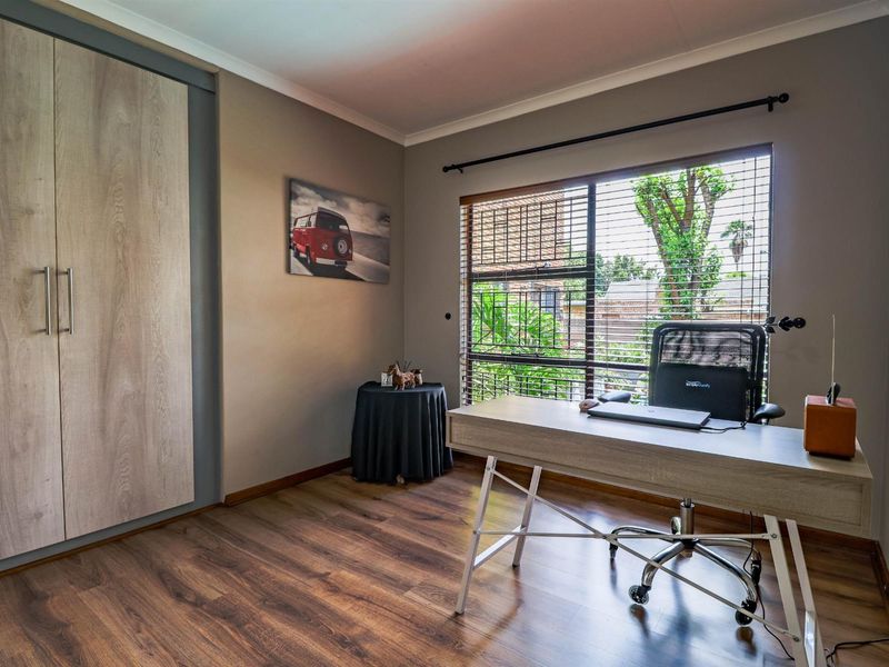 4 Bedroom home  with Flatlet and Solar System in Boomed Area - Photo 7