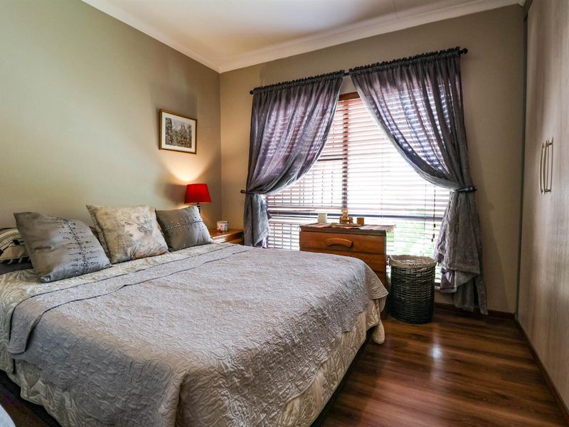 4 Bedroom home  with Flatlet and Solar System in Boomed Area - Photo 6