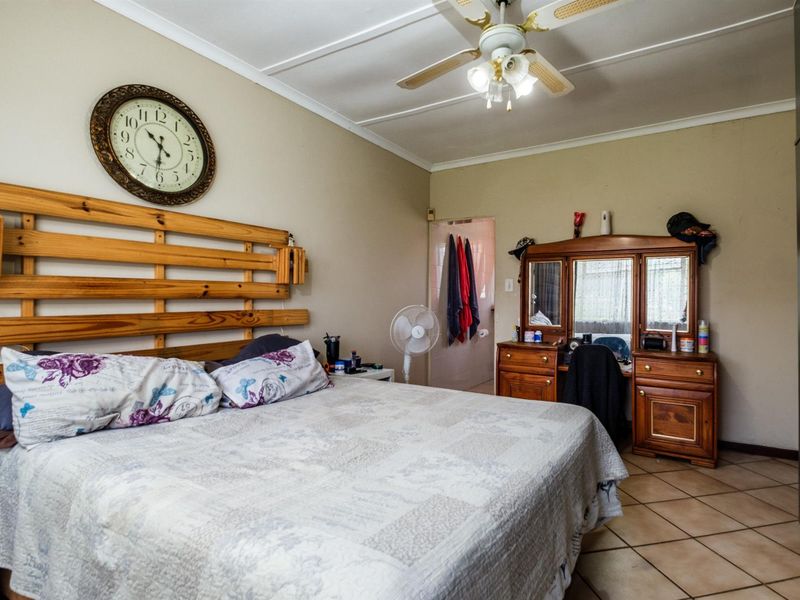 SOLD - 3 Bedroom House For Sale in Witpoortjie, Roodepoort - Photo 10