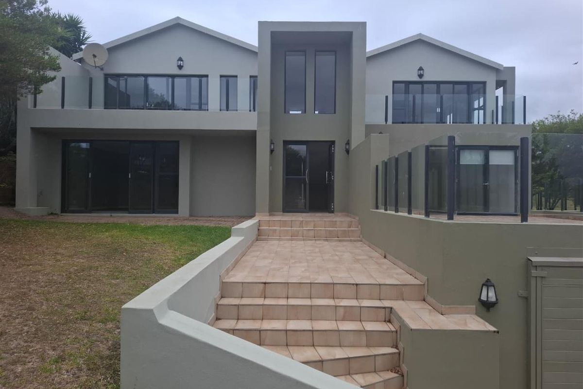 House in Oubaai George Western Cape - Photo 2