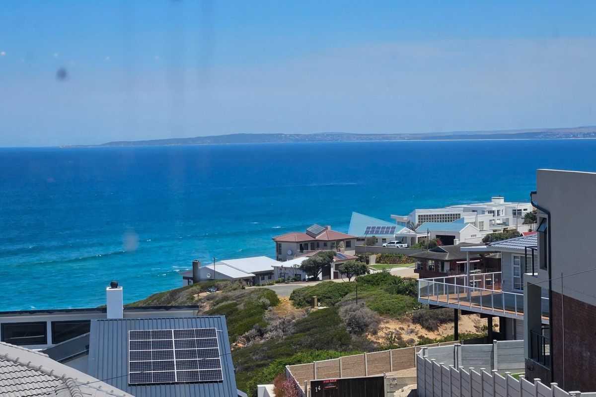 House For Sale in Dana Bay - Photo 2