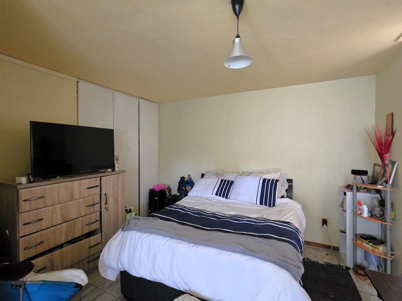 Premium 3-Bed Duplex Apartment, with Urban Convenience in Prime Arcadia - Photo 10