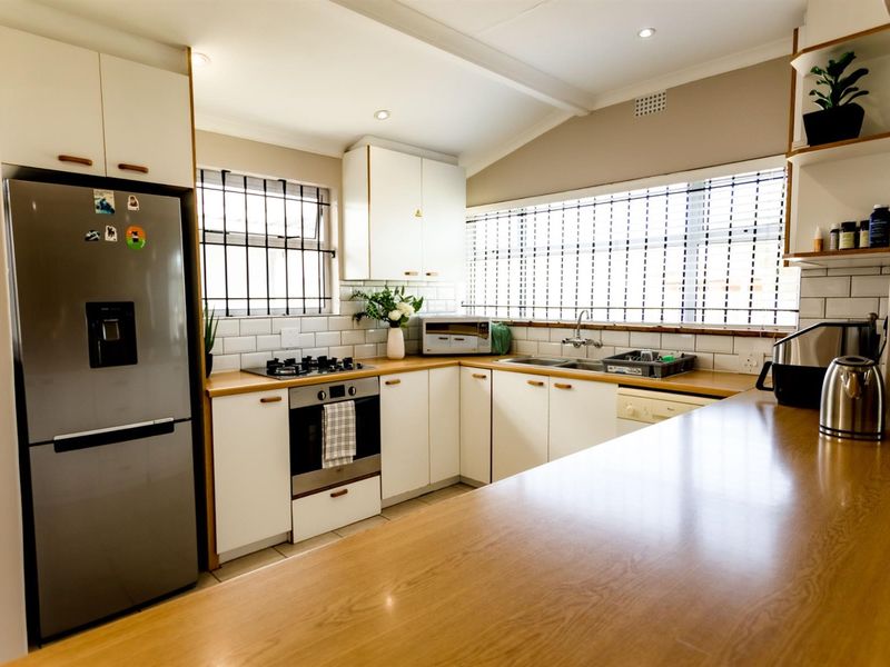 House For Sale in Richmond Estate, Goodwood - Photo 8