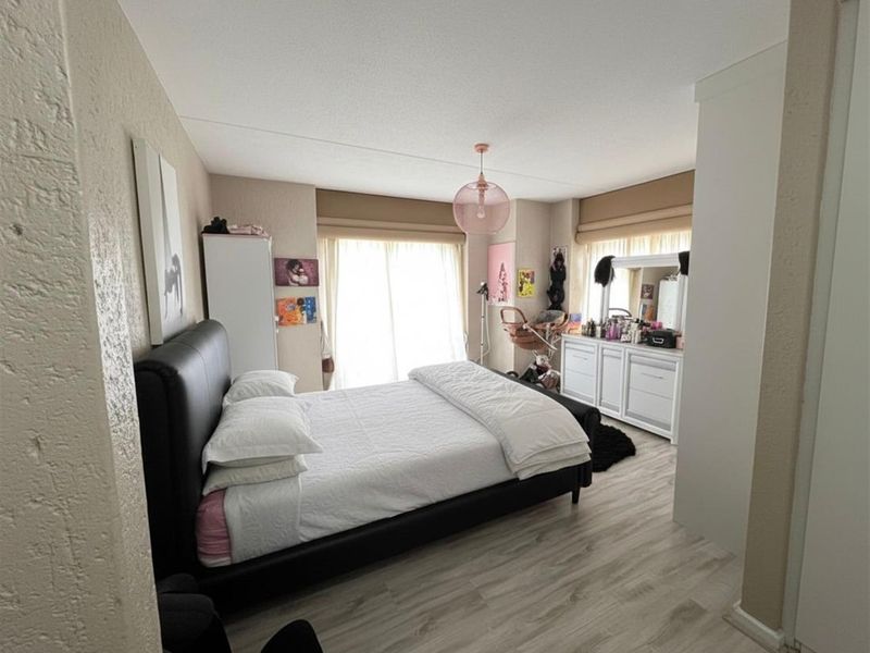 Apartment For Sale in Sandown, Sandton - Photo 9