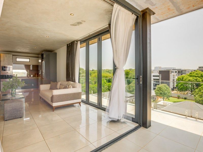 Penthouse Apartment For Sale in Houghton Estate, Johannesburg - Photo 2