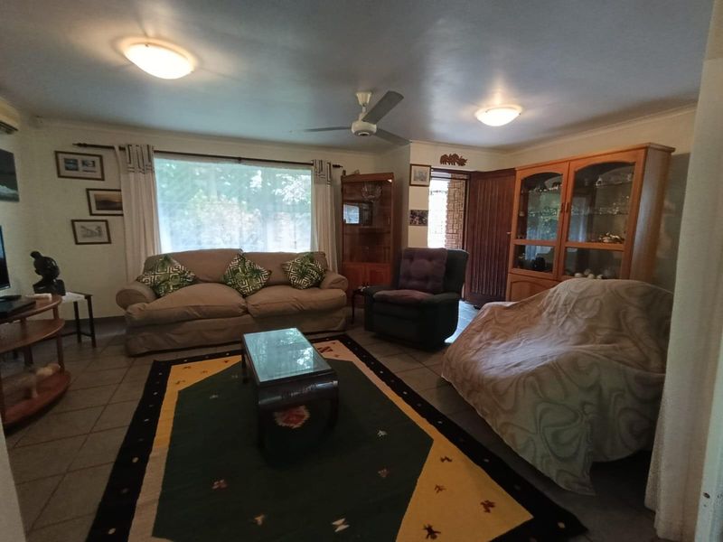 House For Sale in Kwambonambi, KwaZulu Natal - Photo 3