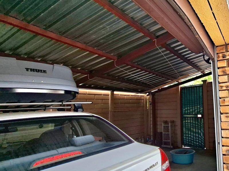 A hidden two-bedroom gem, tucked away in the far corner of a beautiful complex - Photo 9