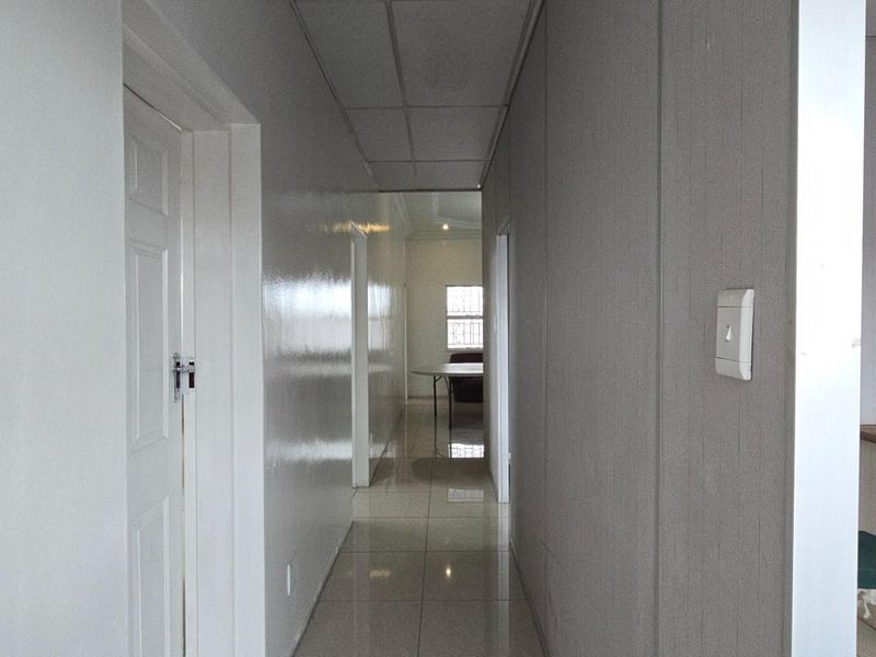 Professional Office Space Where Business Meets Convenience - Photo 9