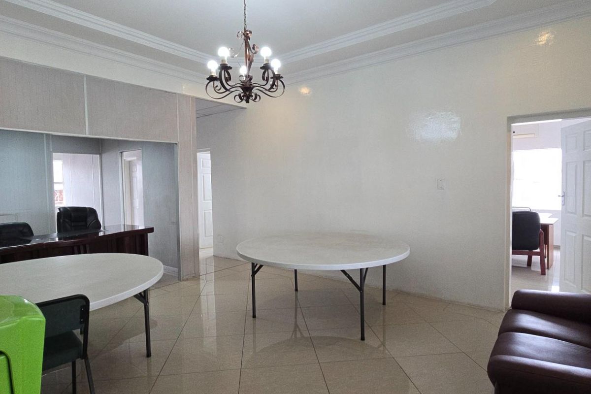 Professional Office Space Where Business Meets Convenience - Photo 3